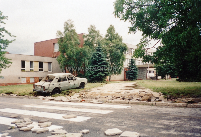 skody1997 (6).jpg - Povodně 1997, škody - ZŠ E.Beneše